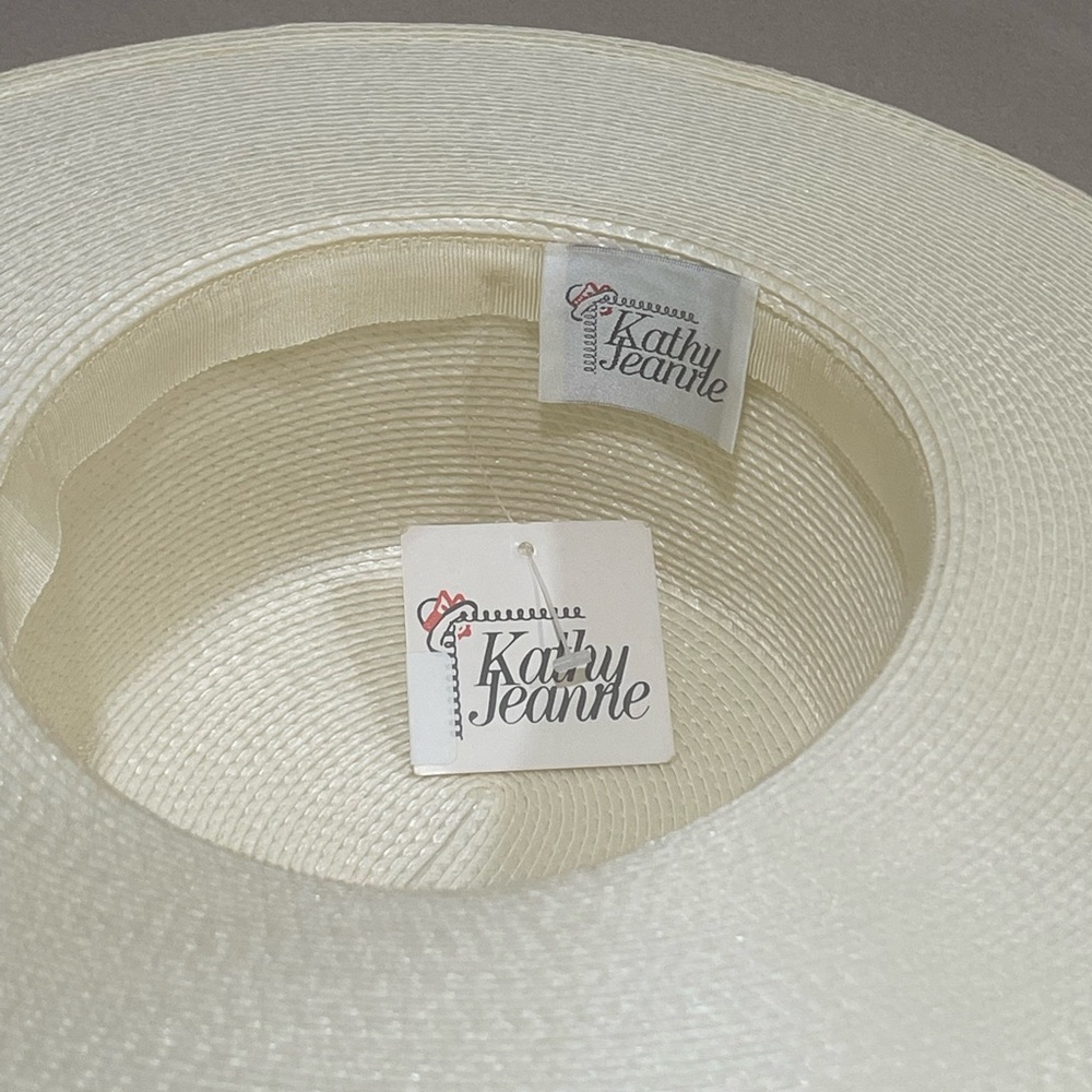 NWT Kathy Jeanne Kettle Hat With Bow Church Wedding Derby Party Ivory One Size - Picture 11 of 11